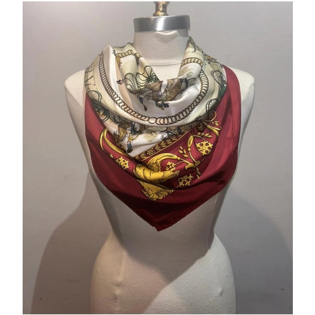 Cream Hermes La Promenade de Longchamps Scarf in red c.1960s For Sale - Image 8 of 10