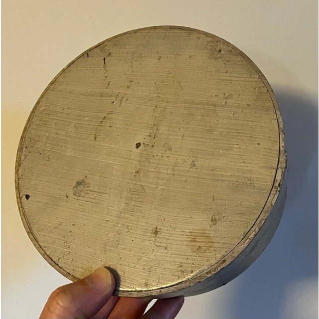 Cream Antique 19th Century American Shaker Paint Decorated Wood Pantry Box in Cream Butter Color For Sale - Image 8 of 12