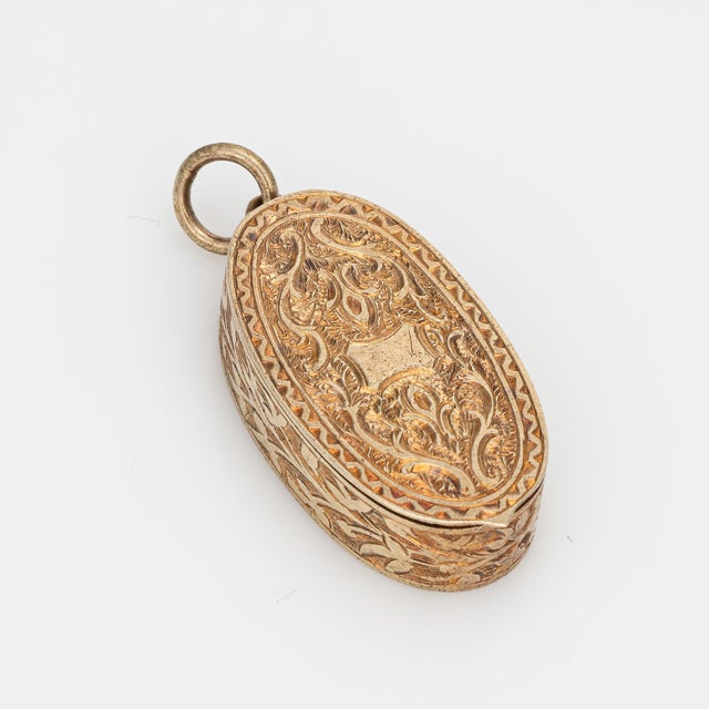 Late 19th Century Antique Victorian Pill Box Pendant 14k Rose Gold Charm Heirloom Jewelry Match For Sale - Image 5 of 6