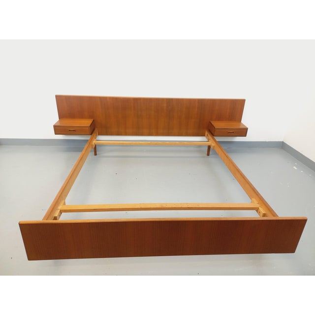 1960s Vintage Scandinavian Teak Double Bed with Integrated Bedside Tables, 1960s For Sale - Image 5 of 18