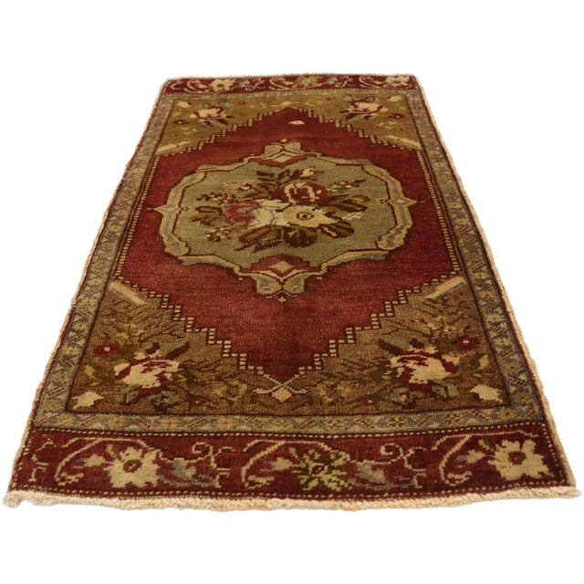 English Vintage Turkish Yastik Rug - 01'08 X 03'01 For Sale - Image 3 of 8
