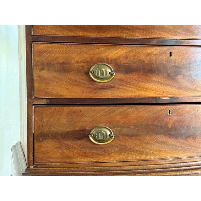 Early 19th Century Early 19th Century George III English Bow Front Mahogany Chest on Stand For Sale - Image 5 of 18