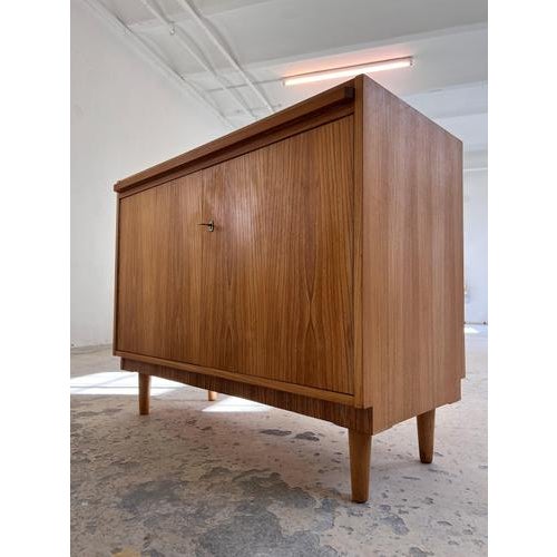 Cabinet with Pull-Out Drawer from Hellerau For Sale - Image 5 of 11