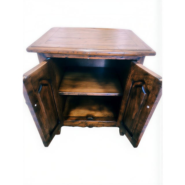 1990s Pair of Vintage Guy Chaddock Melrose Collection French Country Nightstands For Sale - Image 5 of 9