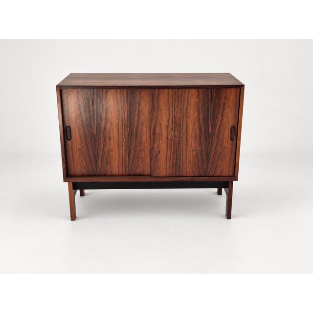 Mid-Century Modern Low Sideboard in Rosewood with Sliding Doors, Denmark, 1960s For Sale - Image 3 of 18