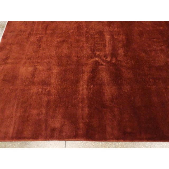 Textile Galerie Shabab Collection Mid-20th Century Handmade Chinese Art Deco Large Room Size Carpet For Sale - Image 7 of 10