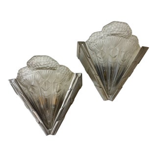 1920s Pair of Frnech Art Deco Sconces Signed Noverdy For Sale