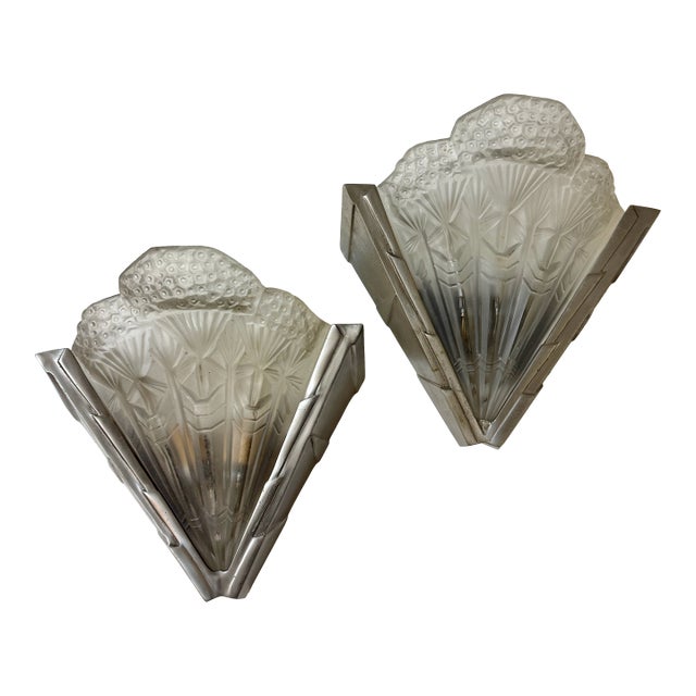 1920s Pair of Frnech Art Deco Sconces Signed Noverdy For Sale