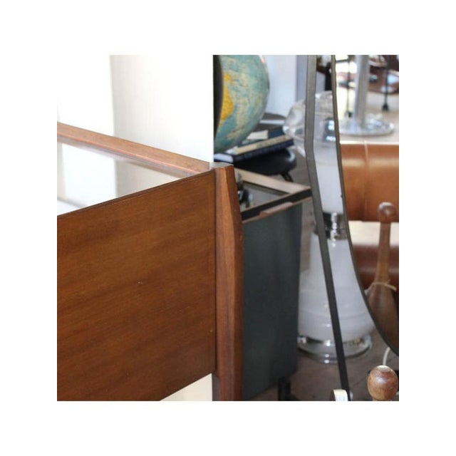 Gio Ponti Desk with 4 Drawers and Glass Top by Gio Ponti, Italy, 1959 For Sale - Image 4 of 10