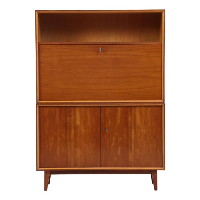 Mid-Century Linen Cabinet, 1960s For Sale