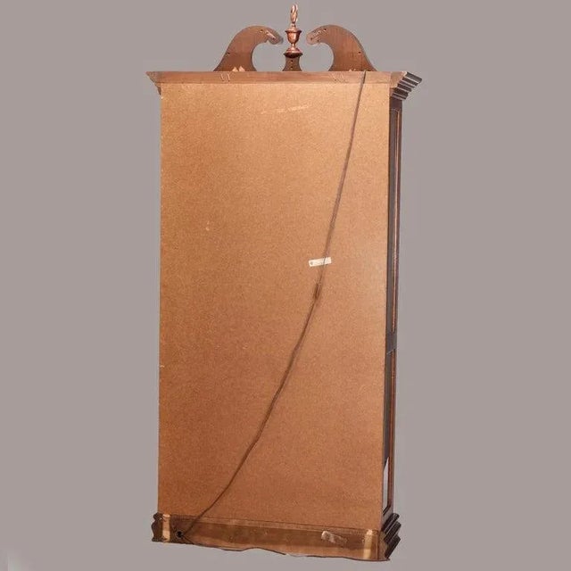 Federal Style Carved Mahogany Mirrored Display Cabinet by Pulaski, 20th Century For Sale - Image 6 of 13