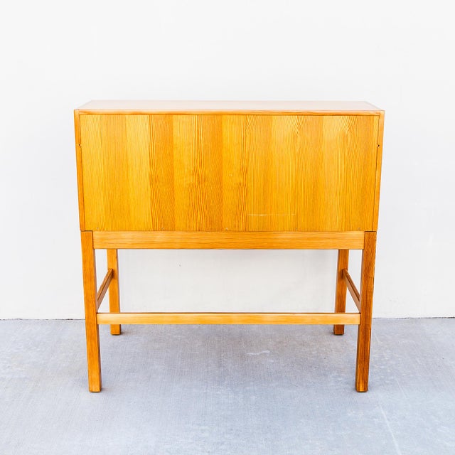 1980s Restored Danish Modern Solid Pine Rolltop Desk by Andreas Hansen For Sale - Image 14 of 18