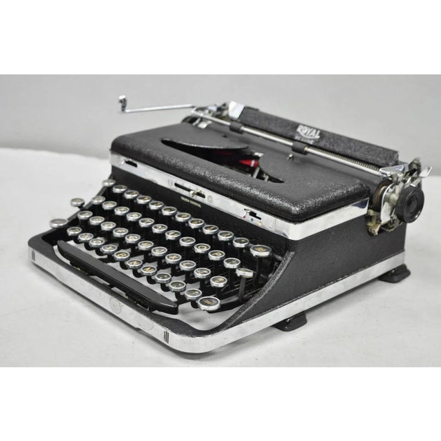 Vintage Royal De Luxe Deluxe Touch Control Manual Typewriter With Carrying Case For Sale - Image 14 of 15