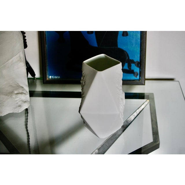 Ceramic White Porcelain Op Art Vase from AK Kaiser, Germany, 1970s For Sale - Image 7 of 8