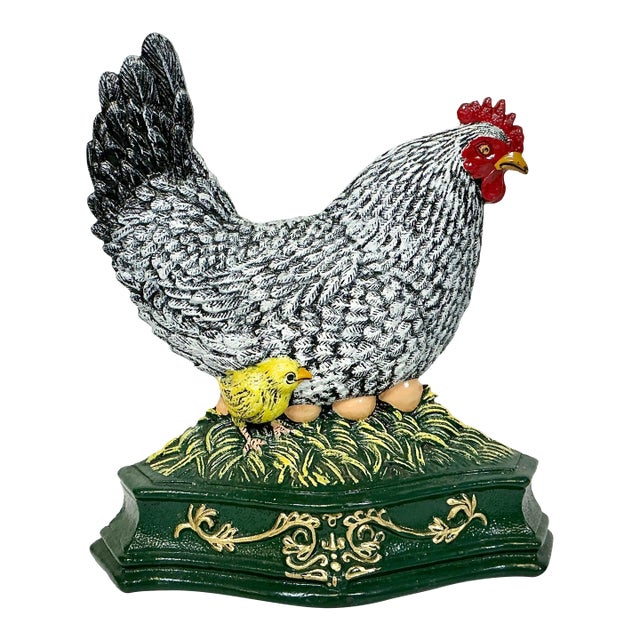 1950s Americana Arts & Crafts Cast Iron Hen, Chick & Eggs Doorstop. For Sale
