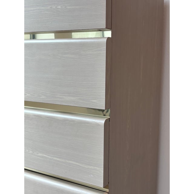Rare Architectural Postmodern Tall 5 Drawer Chest With Brass Inlay Mirrored Accents, C. 1980s, Mahey Inspired For Sale - Image 4 of 8