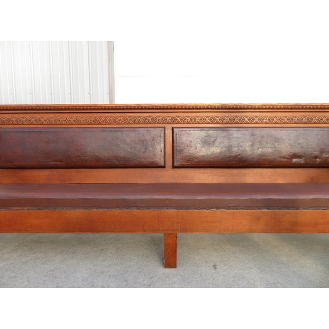 Rare 10ft Arts & Crafts Tiger Oak Leather Bench ~ Train Station or Fraternal Club Seating ~ Limbert / Stickley Craftsman Era For Sale - Image 10 of 18