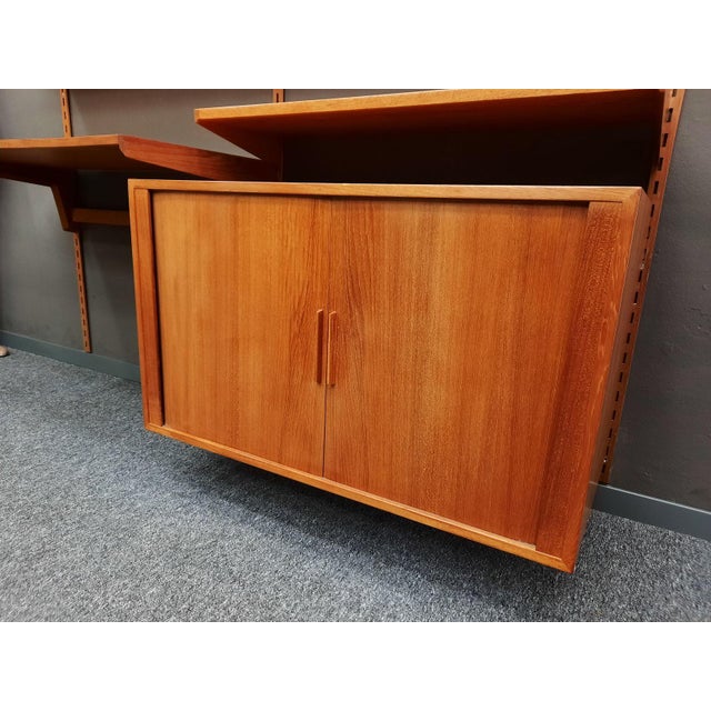 Danish Teak Wall Shelving System with Lighting by Kai Kristiansen for FM Møbler, 1960s For Sale - Image 18 of 18