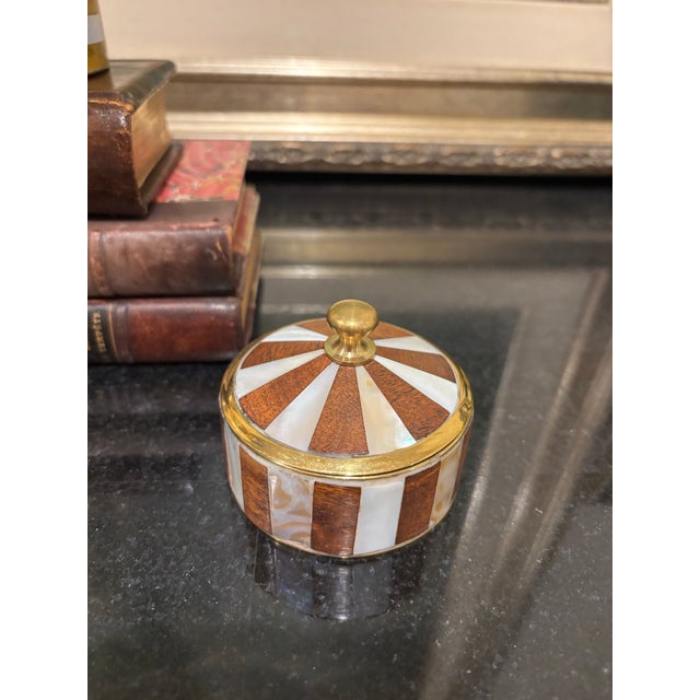 Chinoiserie Mother of Pearl & Brass Trinket Box For Sale - Image 3 of 8