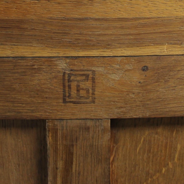 Vintage French Art Deco Cabinet, 1920s, in Restored conditions. Designed 1920 to 1949