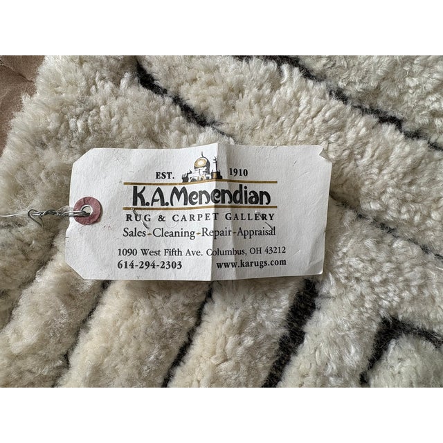 Rh Basanti Rug – 9' × 12' Marled Ivory/Charcoal | Hand-Knotted Wool Blend | Contemporary Himalayan-Inspired Design For Sale In Columbus - Image 6 of 18