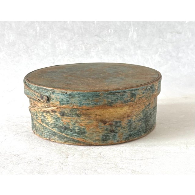 A beautiful , well used, 19th Century Original Kitchen Pantry Box, 7 1/2" diameter in faded blueberry paint. I imagine...