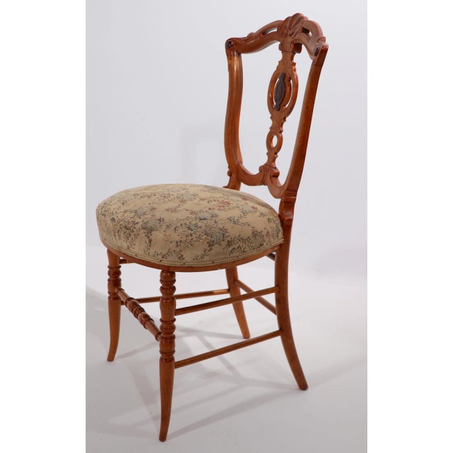 Wood Victorian Side Chair of Birdseye and Tiger Maple 19th C Possibly English For Sale - Image 7 of 12