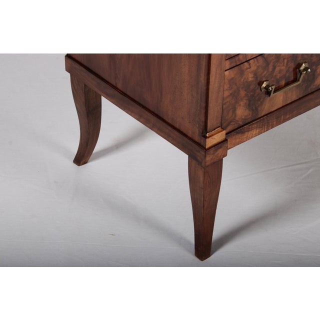 Small Antique Biedermeier Chest of Drawers in Walnut, 1810 For Sale - Image 16 of 18
