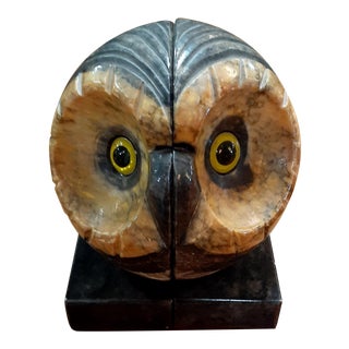 Mid-Century Modern Italian Alabaster Owl Bookends with Glass Eyes - a Pair For Sale