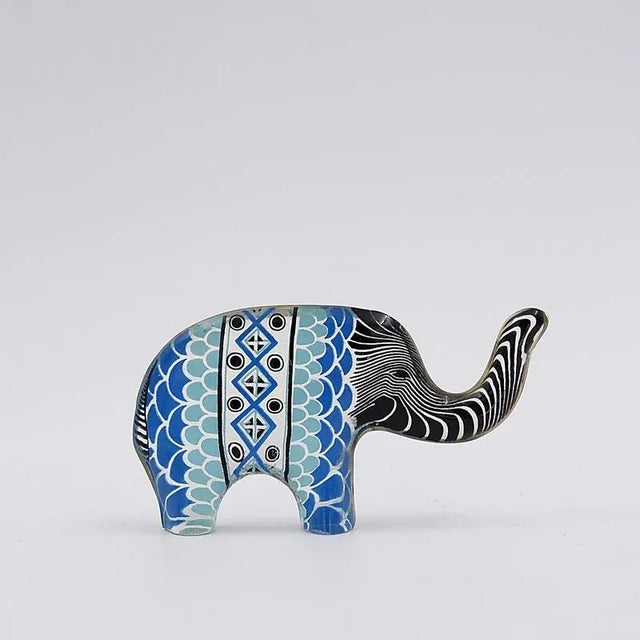 Mid-Century Op Art Acrylic Elephant Sculpture by Abraham Palatnik, Brazil For Sale - Image 10 of 11