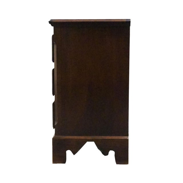 High End Vintage Banded Mahogany Traditional Chippendale Style 30" Nightstand W. Jewelry Storage For Sale - Image 10 of 12