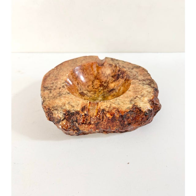 1970s Vintage Italian Alabaster Ashtray Bowl – Heavy Stone Catchall, Organic Edge Marble Decor, Mid Century Modern Desk Accessory For Sale - Image 5 of 11
