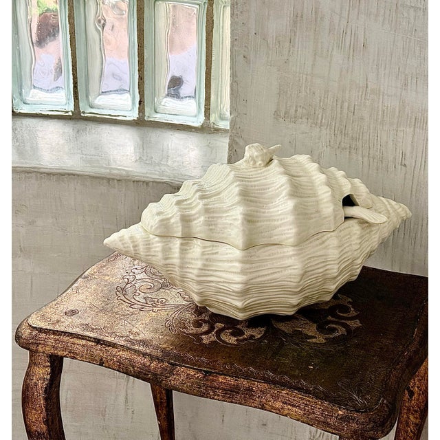 1960’s Vintage White Porcelain Conch Shell Lidded Soup Tureen With Matching Ladle For Sale - Image 12 of 12