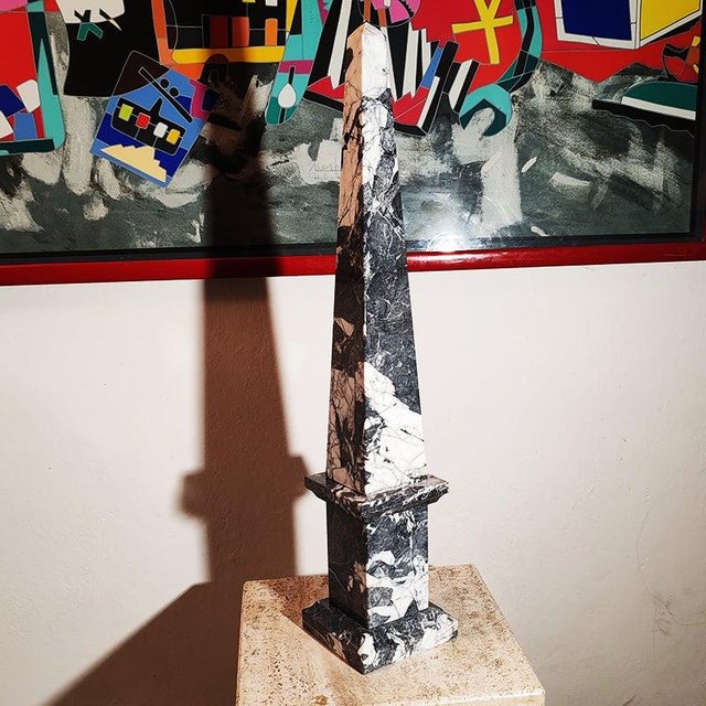 Mid-Century Modern Large Obelisk in Black Marble of Aquitaine, Italy, 1960s For Sale - Image 3 of 10
