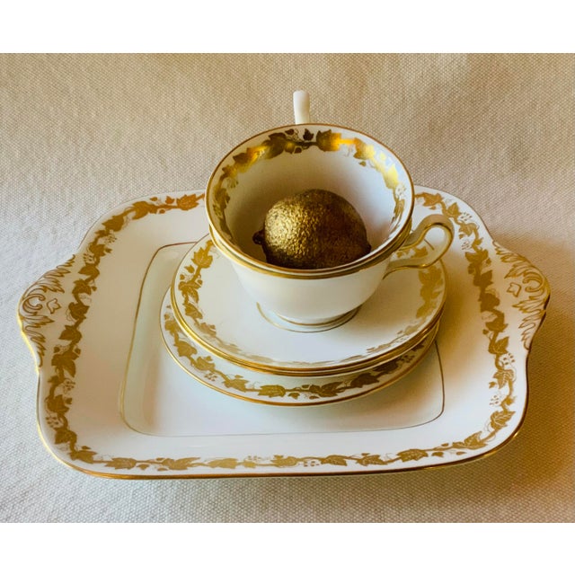 Gold 1950s Wedgwood Whitehall Pattern Bone China Square Cake Plate Diplomat Provenance, 10" For Sale - Image 8 of 18