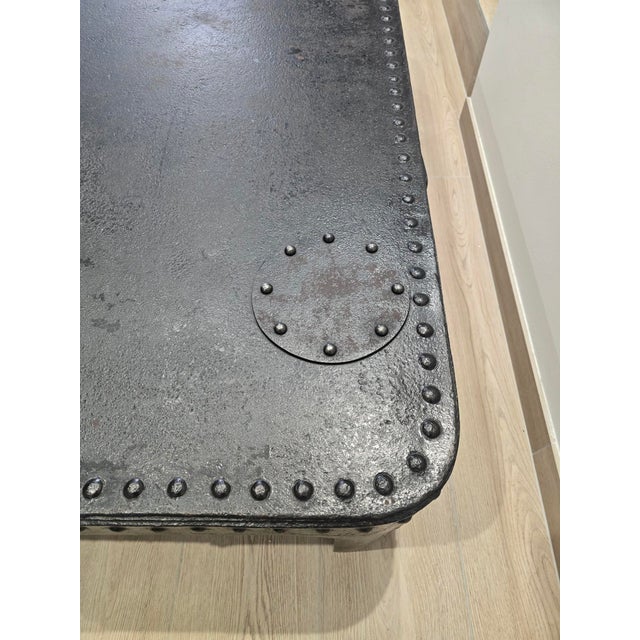 Black Industrial Coffee Table in Riveted Metal, 1920 For Sale - Image 8 of 18