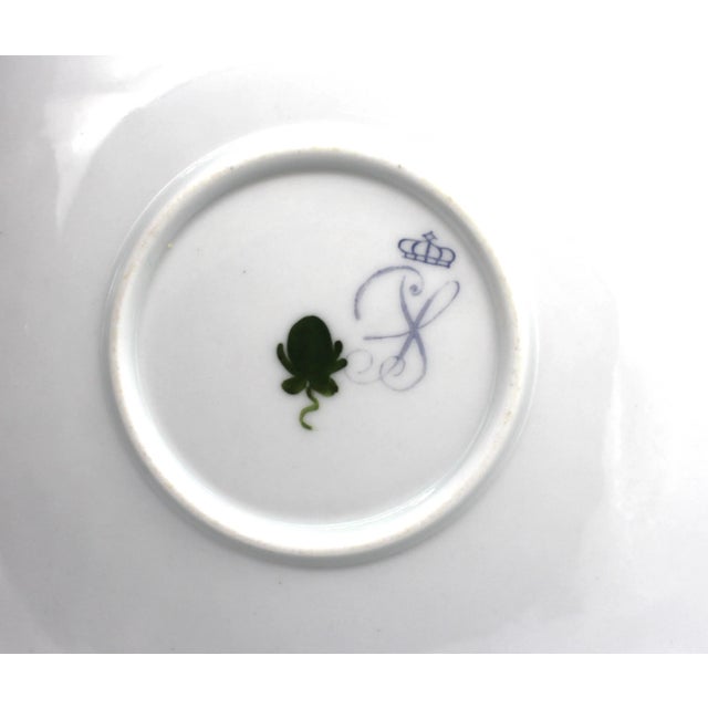 Carl Thieme Late 19th Century Circular Serving Tray by Carl Thieme For Sale - Image 4 of 5