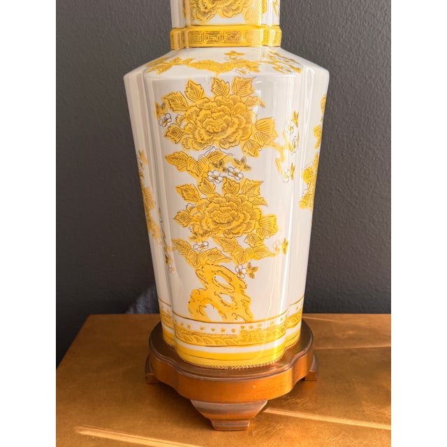 Ceramic 1960s Pair of Japanese Porcelain Chinoiserie Lamps by Marbro For Sale - Image 7 of 12