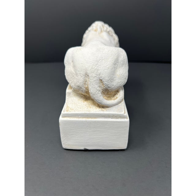 1990s Neoclassical Recumbent Lion Bookends by House Parts – Ivory Architectural Library Decor, Pair For Sale In Seattle - Image 6 of 11