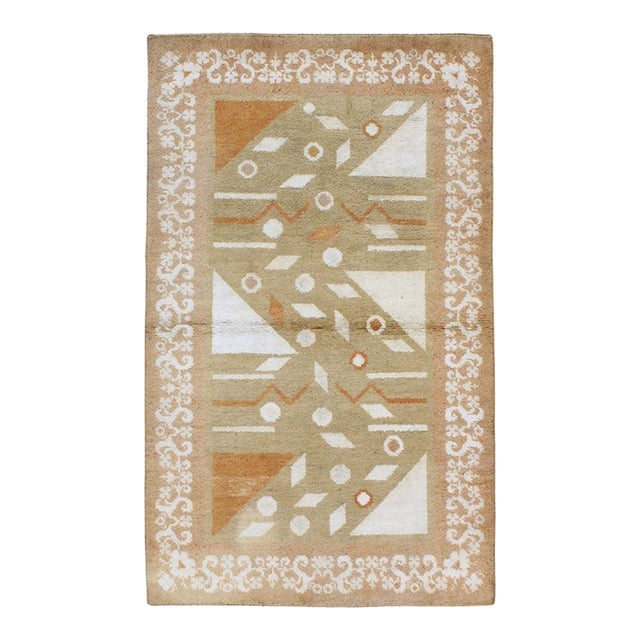 Galerie Shabab Collection Mid-20th Century, Handmade Indian Cotton Agra Accent Rug For Sale