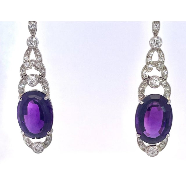 Purple 1920s Edwardian 21ct Amethyst Platinum Drop Earrings With Diamond Accents, Pair For Sale - Image 8 of 12