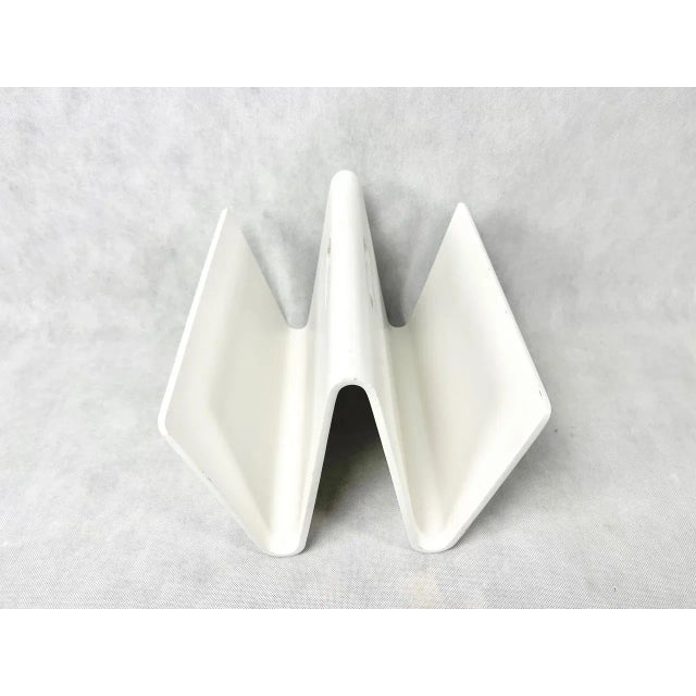 White Magazine Rack in Plywood in the style of Alvar Aalto, 1980s For Sale - Image 8 of 10