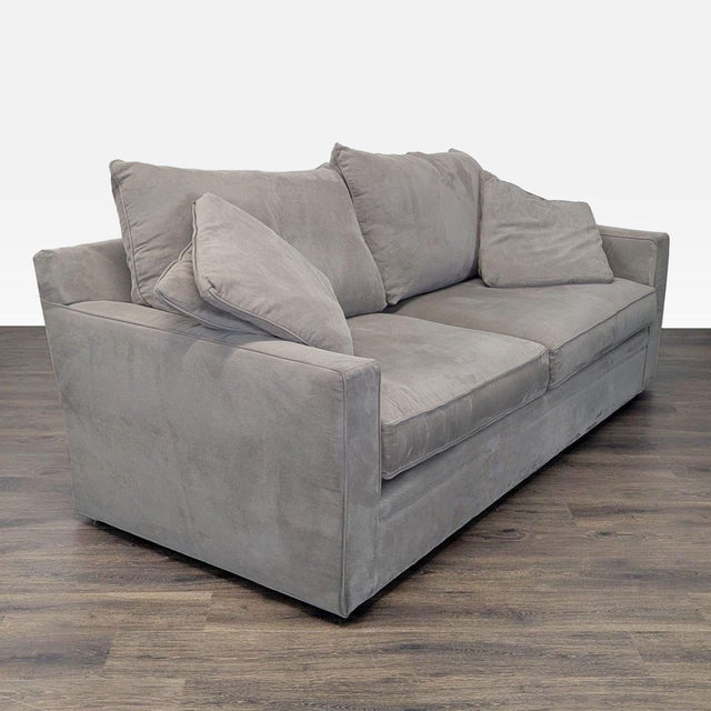 This Room & Board sleeper sofa offers comfort and convenience with its soft gray fabric and spacious seating. Easily...