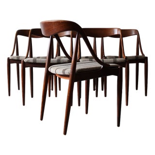Vintage Danish Dining Chairs in Teak by Johannes Andersen for Uldum Møbelfabrik, 1960s, Set of 6 For Sale