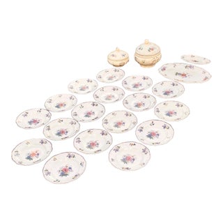 Early 20th Century French Sarreguemines Agreste Dinnerware Set- 21 Pieces For Sale
