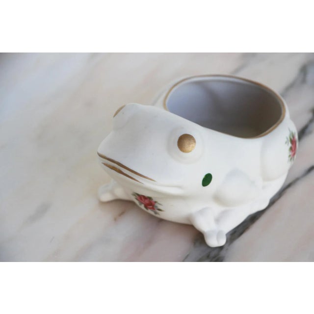 1970s Vintage Porcelain Hobnail Frog Planter in the Style of Jean Roger For Sale - Image 6 of 13