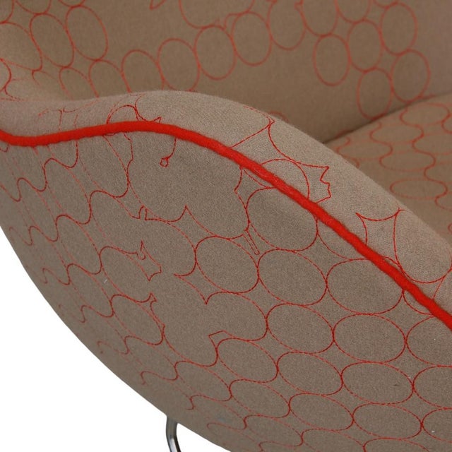 Egg Chair in Beige Fabric by Arne Jacobsen For Sale - Image 15 of 18