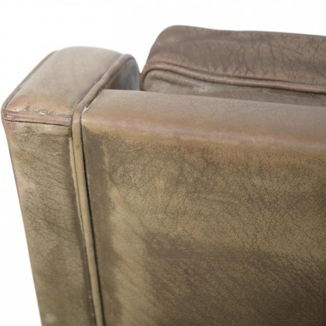 Model 2207 Lounge Chair in Patinated Leather by Børge Mogensen, 1970s For Sale - Image 17 of 18