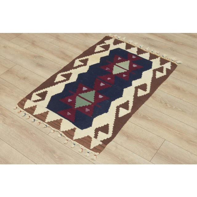Size: 2.3 x 3.6 ft ( 70 x 111 cm) 27 x 43 inches Color: Organic Natural Dye (Brown,Navy Blue,Cream,Pink) Material: 100%...