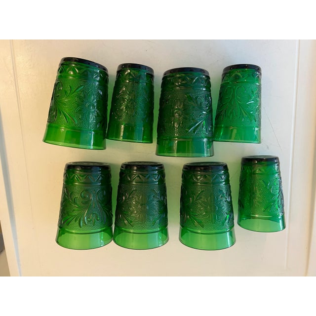 1950s 1950s Mid Century Sandwich Forest Green Anchor Hocking Glassware -Set of 8 For Sale - Image 5 of 9